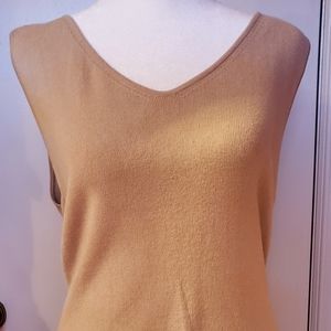 NWOT XL Top sleeveless Tan White Stag